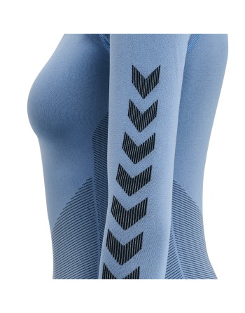 HUMMEL FIRST SEAMLESS JERSEY L/S W / Nahtlose Verarbeitung und körperbetontes Design